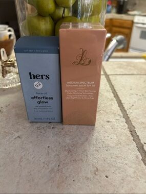 hers Effortless Glow Face Oil - Blue | Skincare Glow Booster